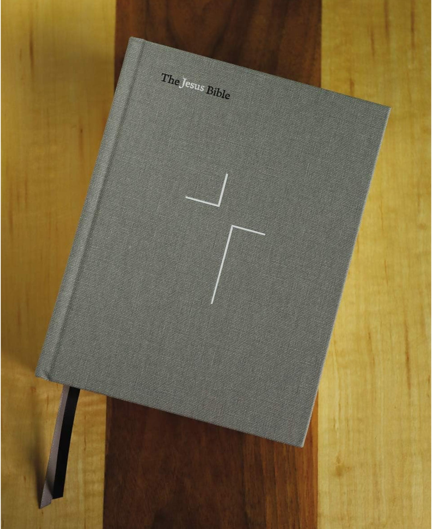 The Jesus Bible(cloth overboard grey linen)NIV - Thegiftboxcollection