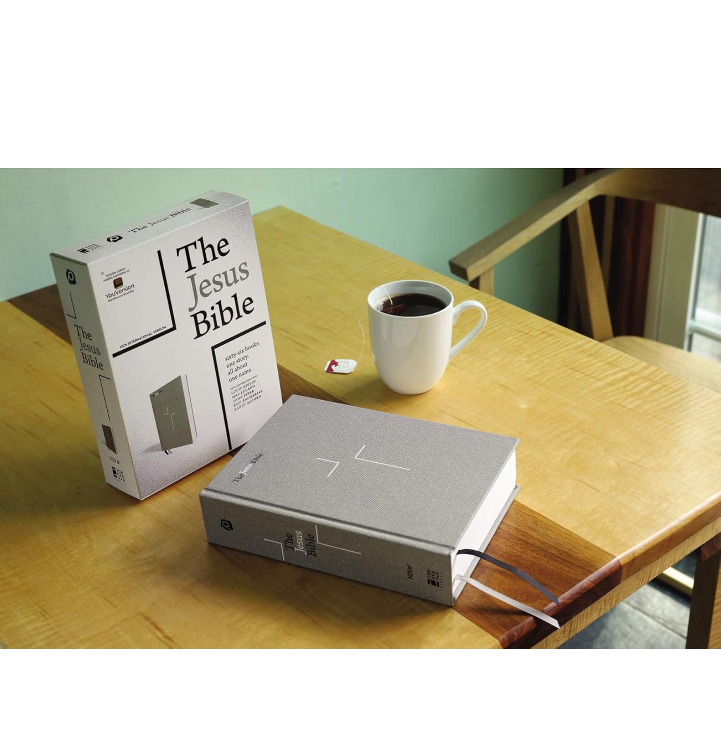 The Jesus Bible grey - Thegiftboxcollection