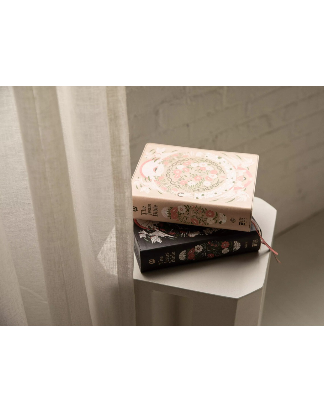 THE JESUS BIBLE(peach floral)ESV - Thegiftboxcollection
