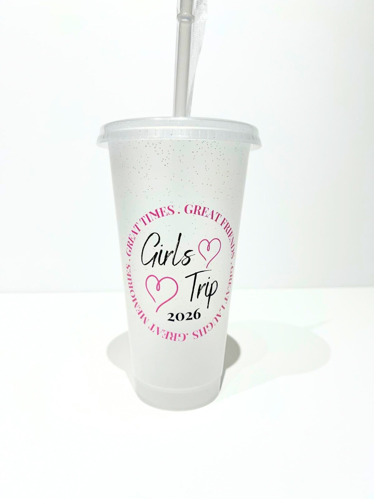 Cold cup with lid and straw