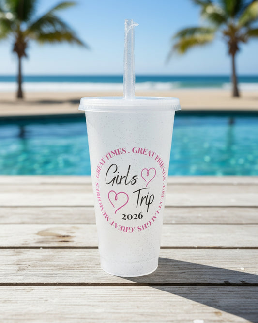 Cold cup with lid and straw