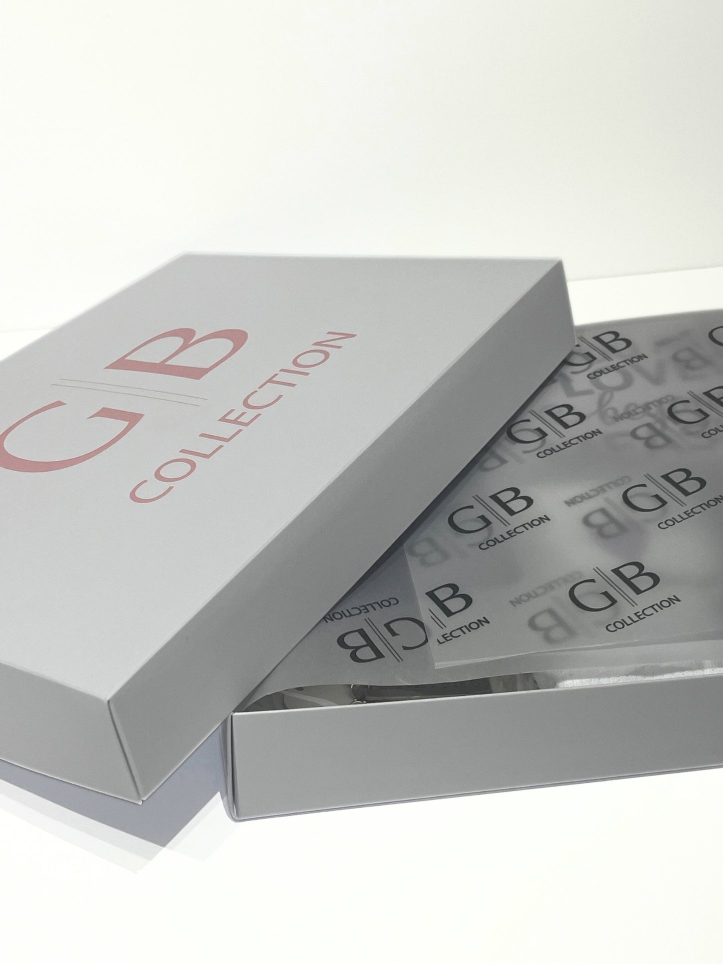 Limited Edition-Womens Bible promises white gift box