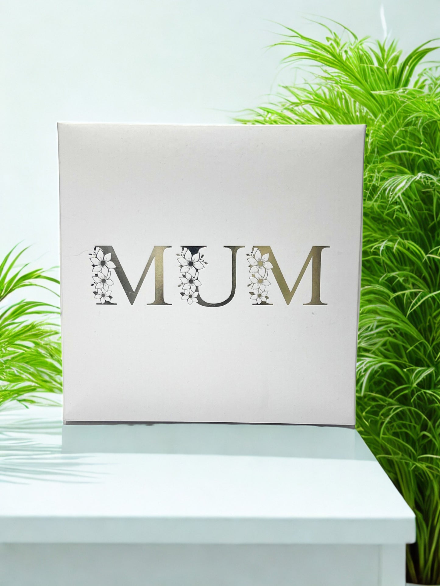 Personalised Mum mug gift box