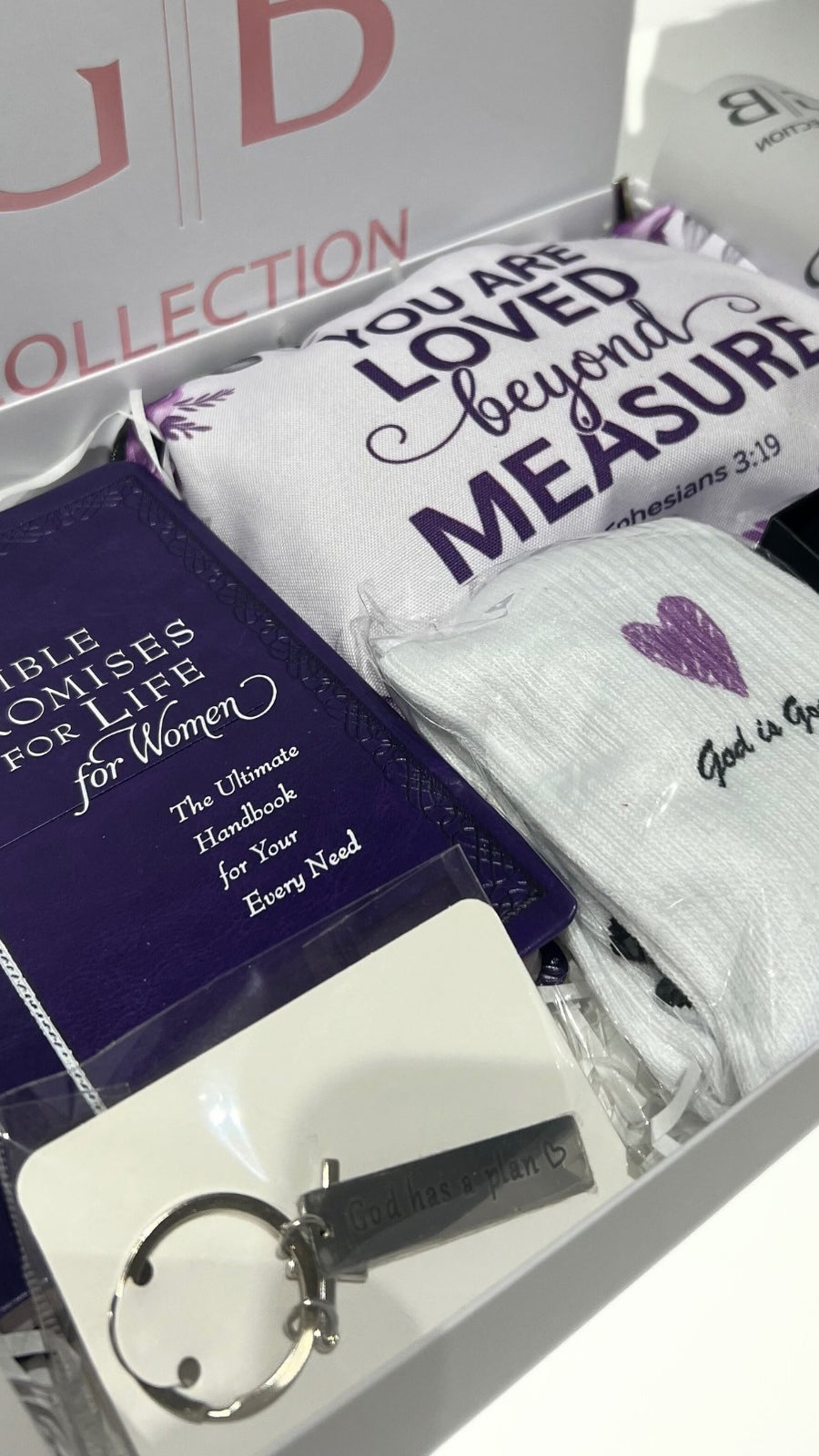 Limited Edition-Womens Bible promises white gift box